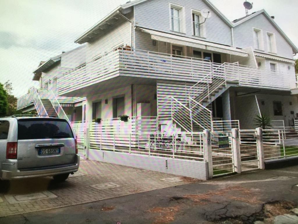 فيلا Casa Con Giardino تّشيرفييا المظهر الخارجي الصورة